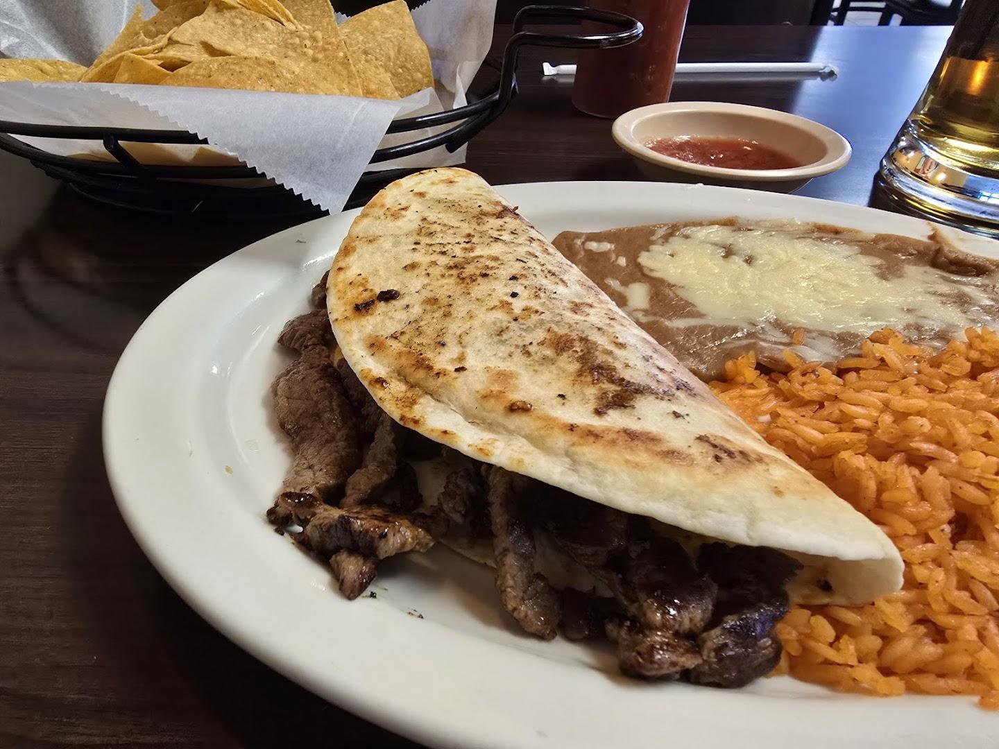Tres Caminos Mexican Grill
