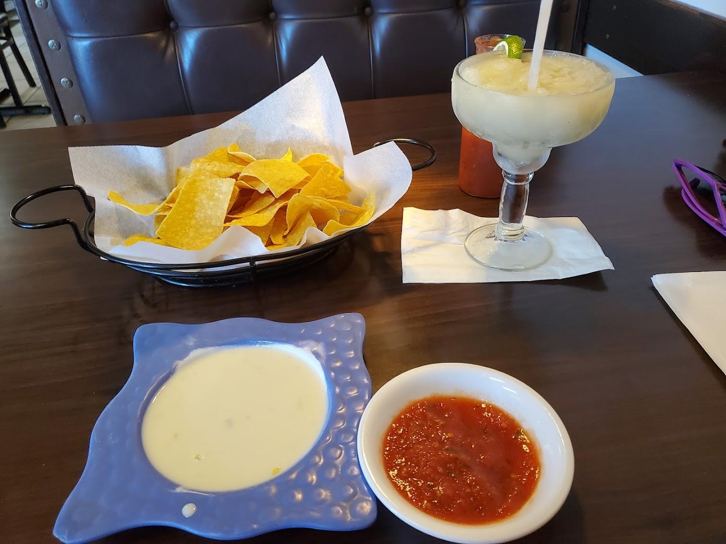 Tres Caminos Mexican Grill